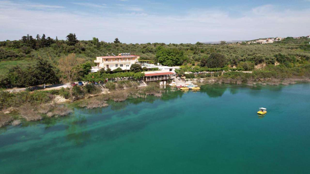 Korissia With Lake View Kournas Екстер'єр фото
