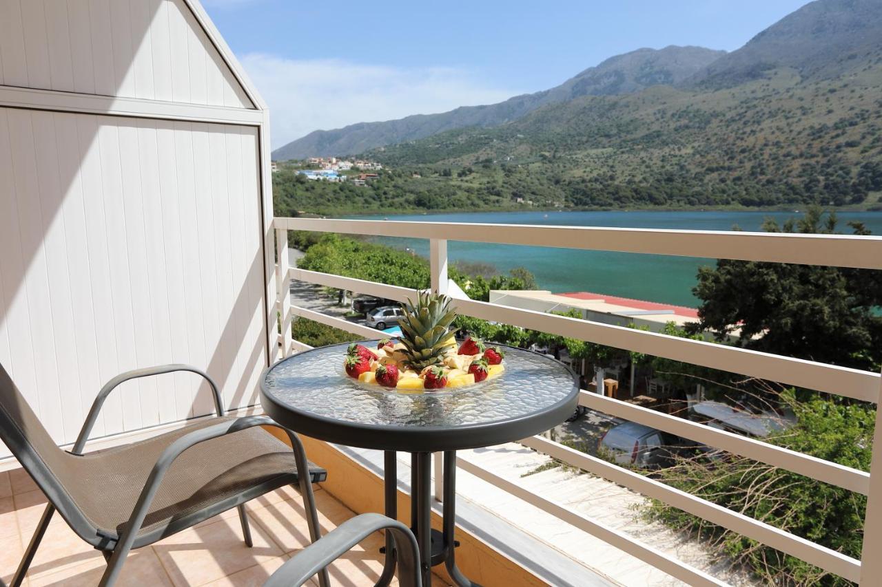 Korissia With Lake View Kournas Екстер'єр фото